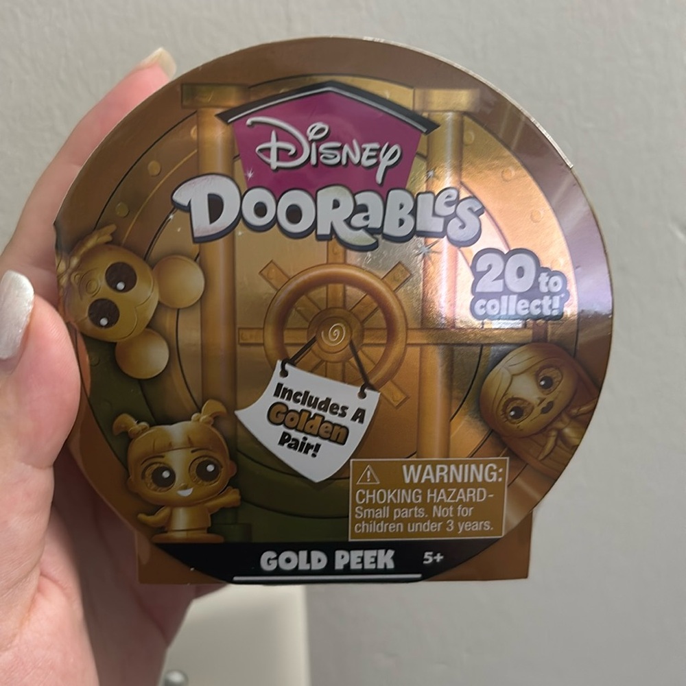 Disney Doorables - Gold Peek: unopened box - Picture 3 of 4